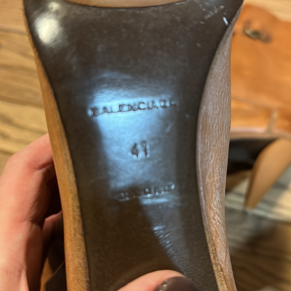 Balenciaga tan heeled boots size 41 - Picture 4 of 6